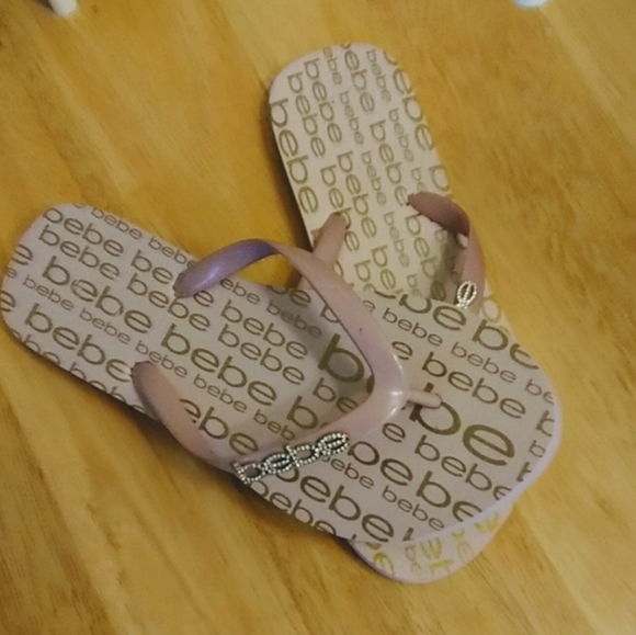 2/$35🌸 Bebe flip-flops Women's - Picture 6 of 11